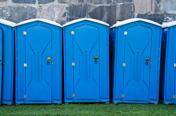 Best Standard Portable Toilet Rental  in Charlestown, IN